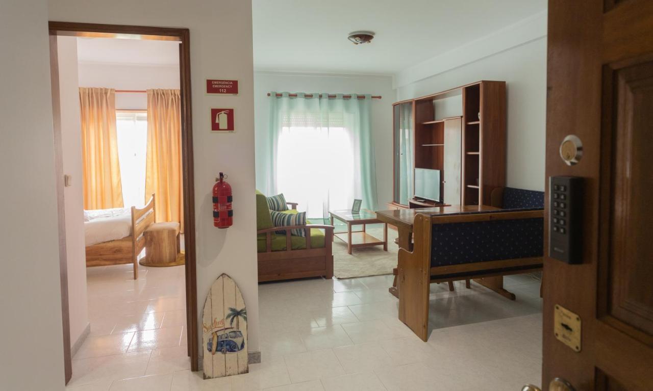 White Beach House Praia da Lourinhã Екстериор снимка